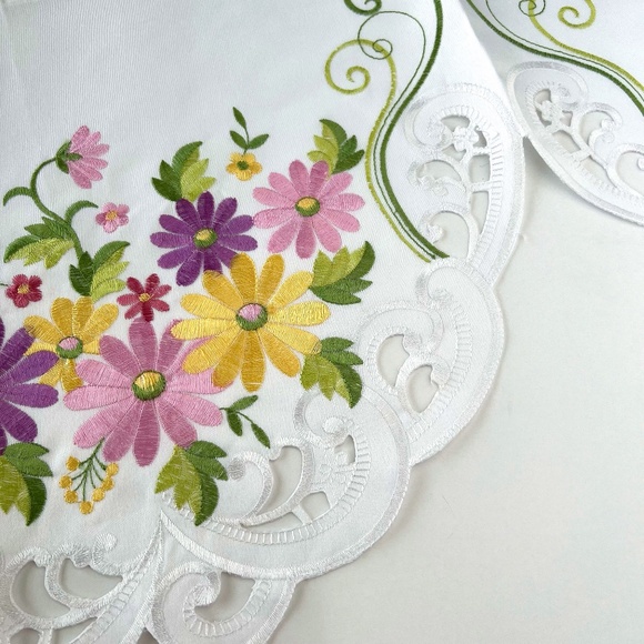 2 Window Embroidered Floral Valances - Picture 1 of 8
